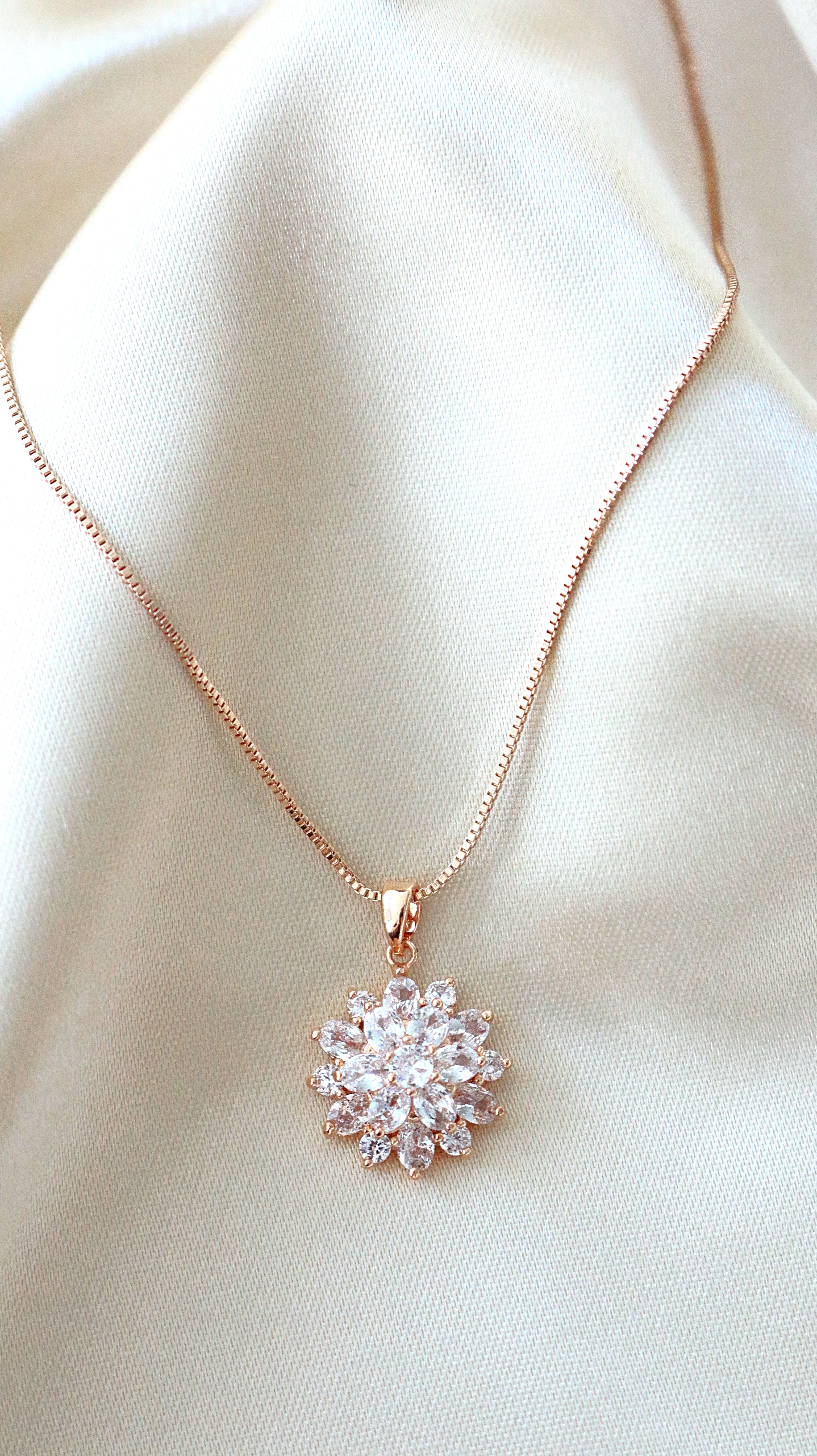 18K Diamond Sunflower Pendant Necklace